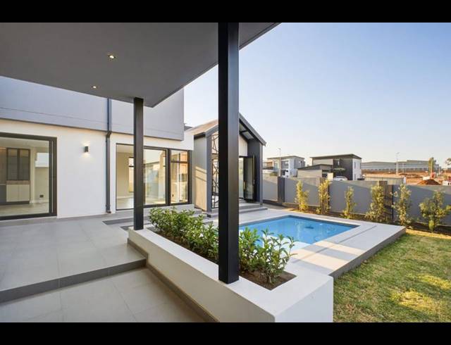 4 BEDROOM HOUSE FOR SALE IN FOUNTAINBROOK ESTATE
